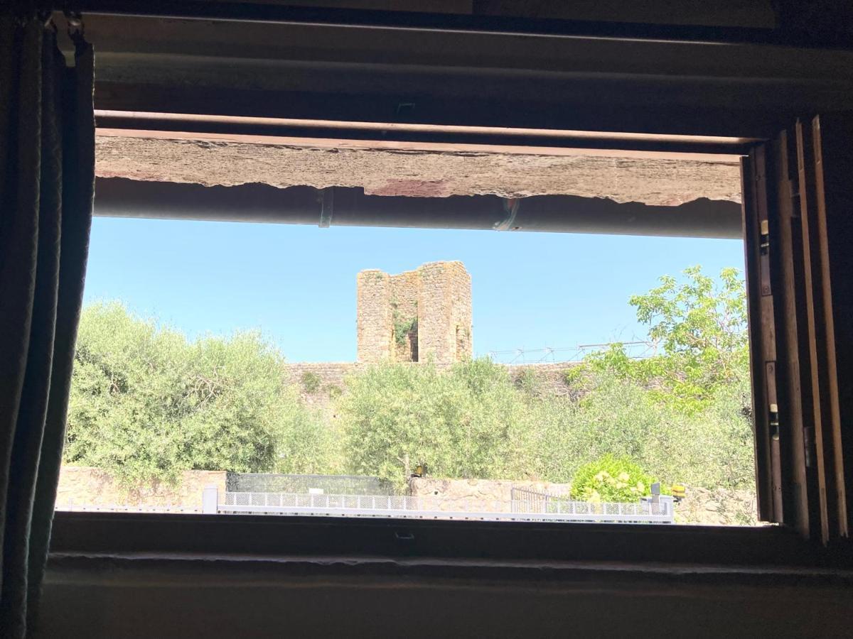 Monteriggioni Castello Villa Екстериор снимка