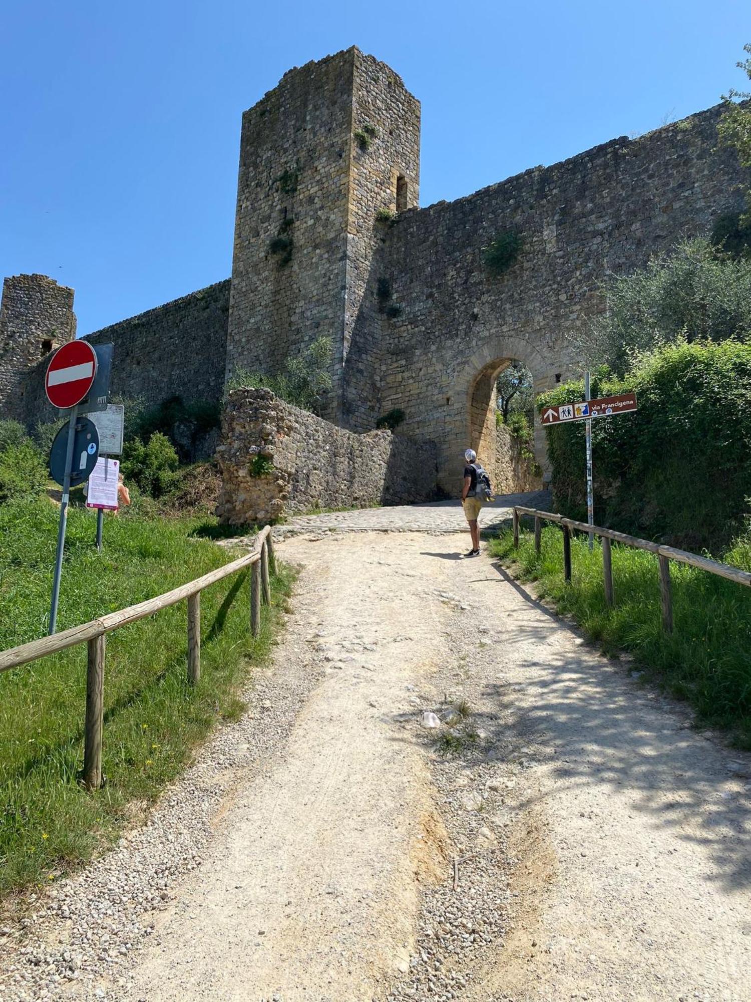 Monteriggioni Castello Villa Екстериор снимка